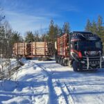 team kajava tukkirekka talvella